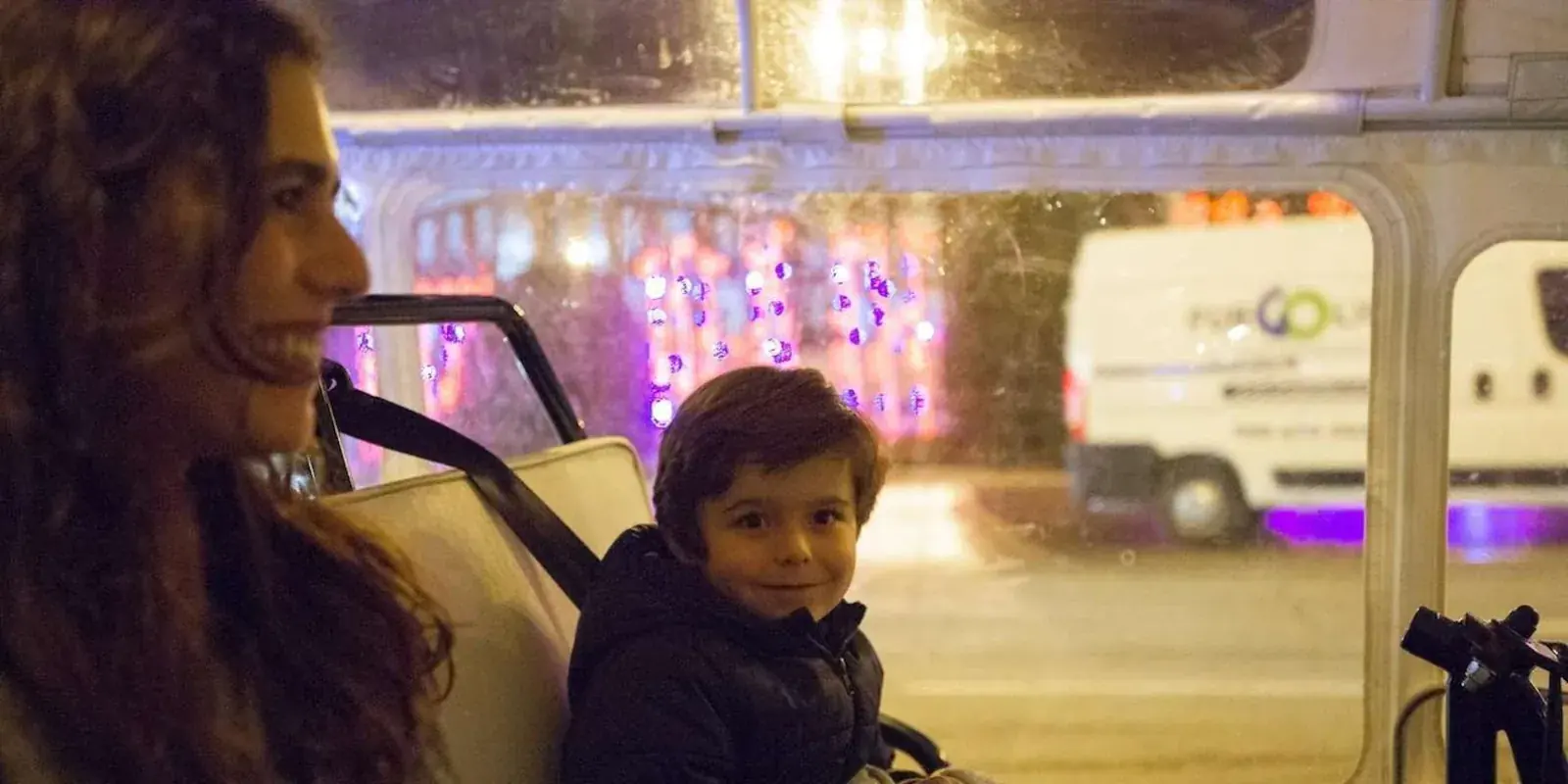Madrid: Private Christmas Lights Tour by Eco Tuk-Tuk